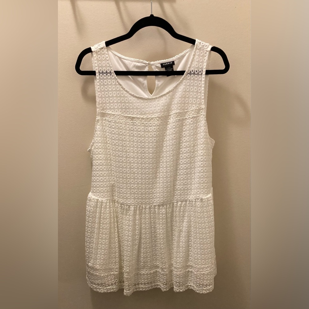 Torrid Size 1 Sleeveless top